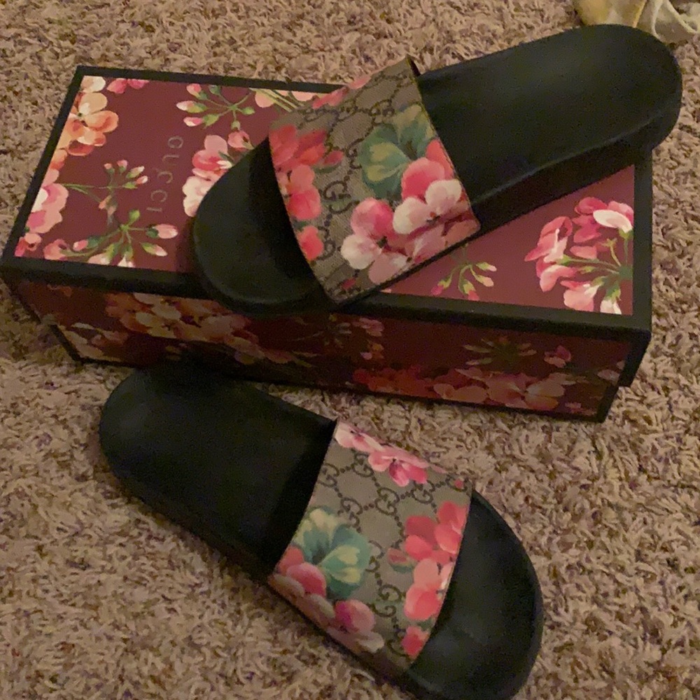 Worn maybe twice. Size 8.